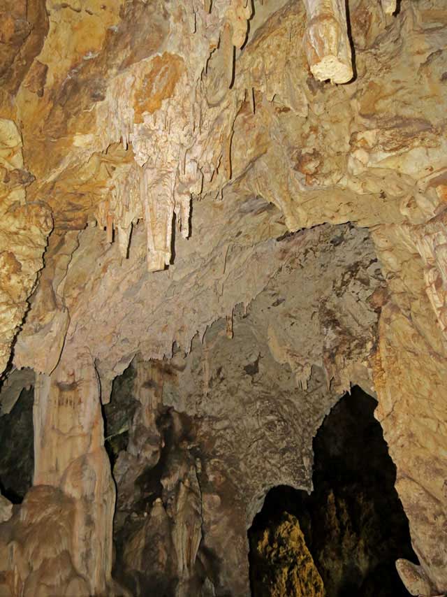 Stalactite-Cave-Dome-Wildmoz.com