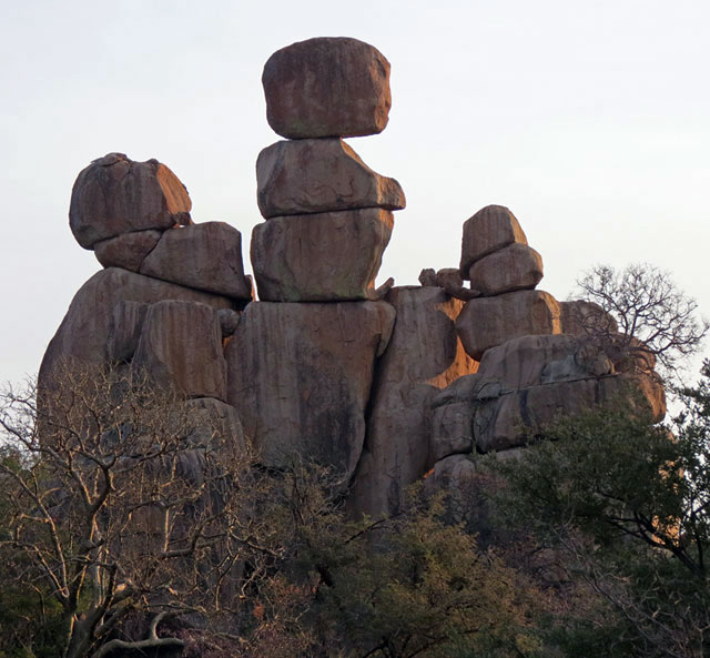 Mother-and-child-rock-formation-Wildmoz.com